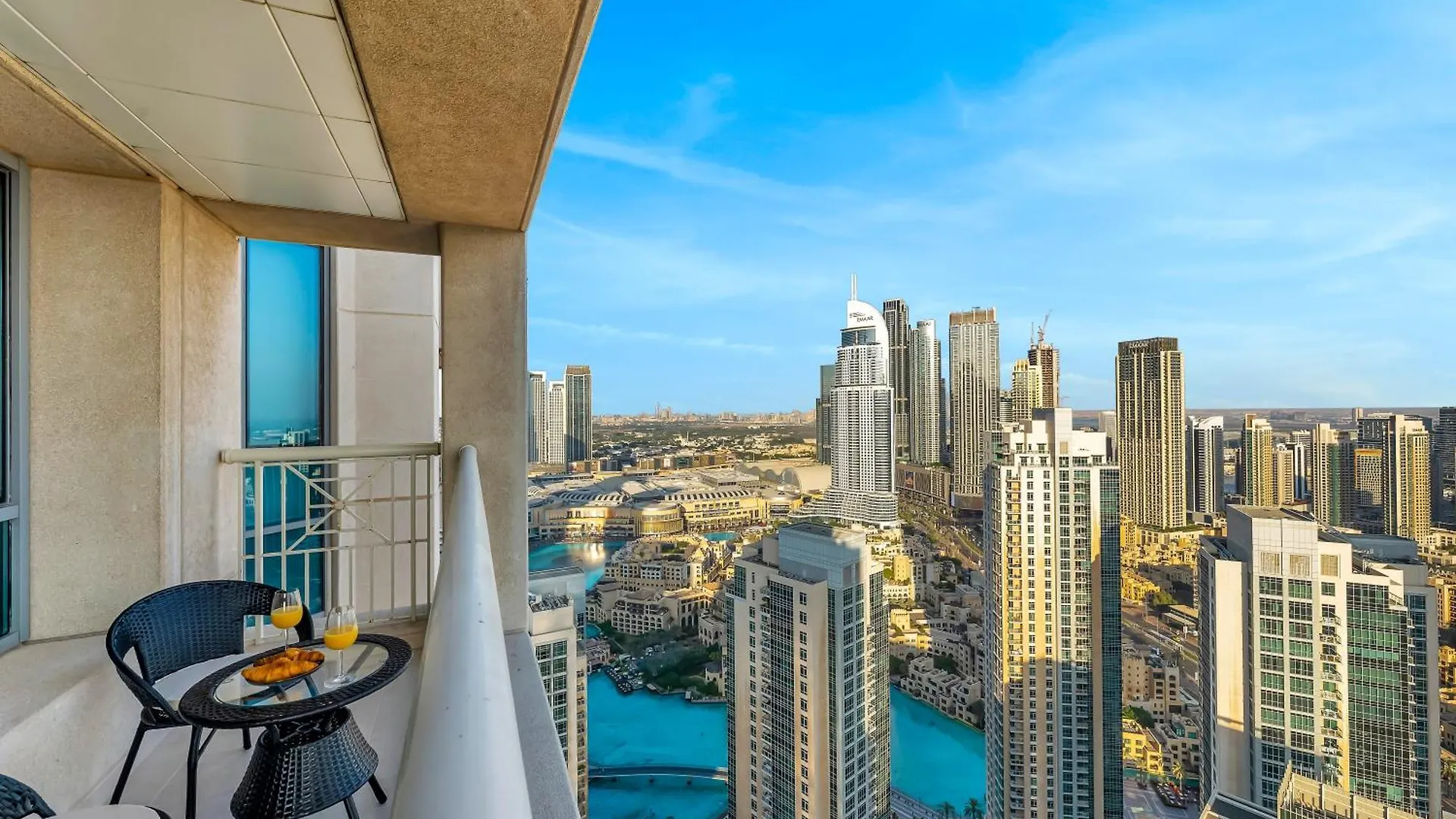 New Downtown Setup - Penthouse With Panoramaic Views location